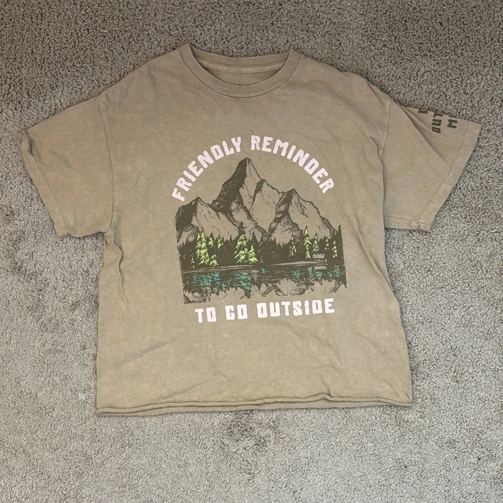 Women’s Ford Graphic Tee Bundle - Picture 10 of 12